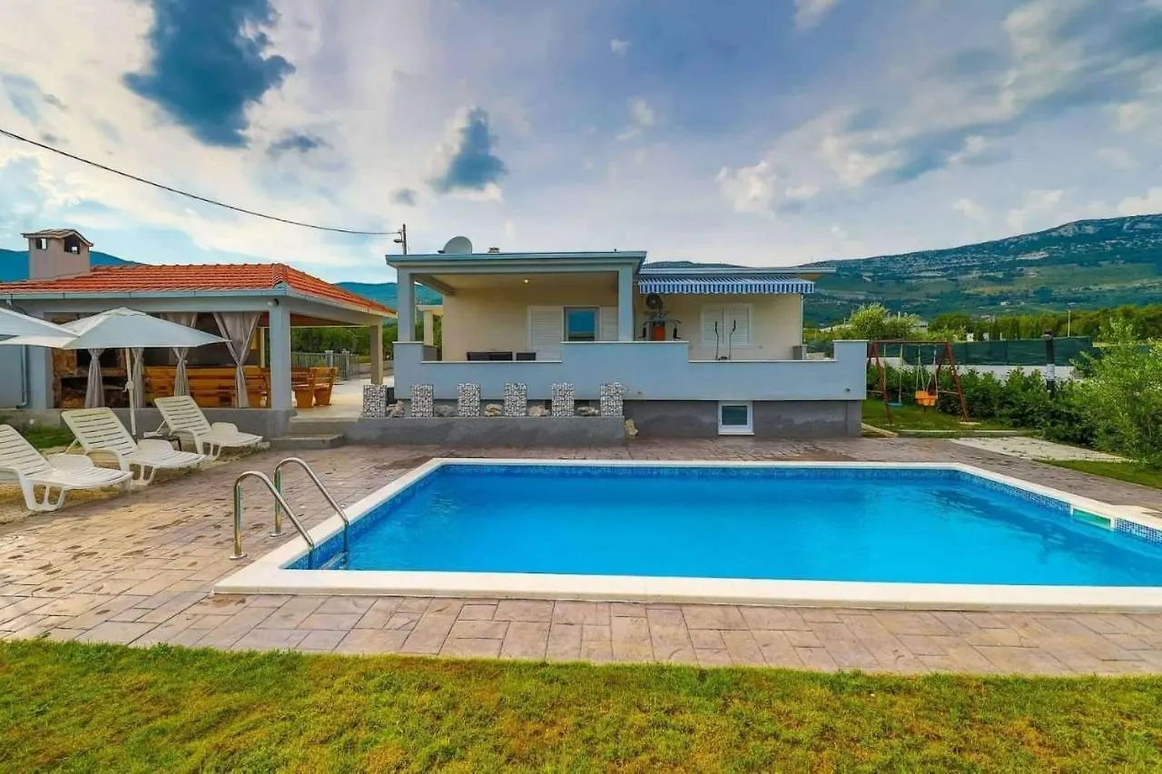 Holiday Home Anita With Pool Kastel Novi